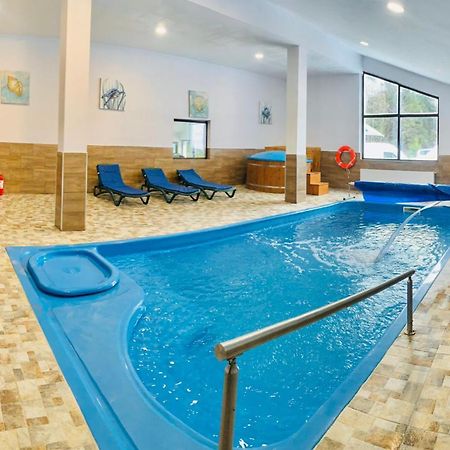 Cerbul Chalet Accommodation & Wellness Râșnov Zewnętrze zdjęcie